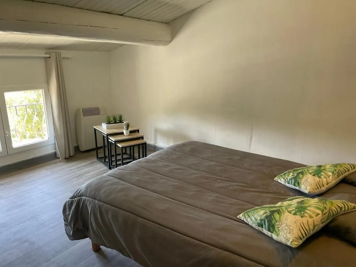 Domaine De Prefaissal Bed & Breakfast Mezel